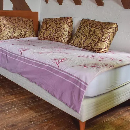 Maison Du * Beaumontel