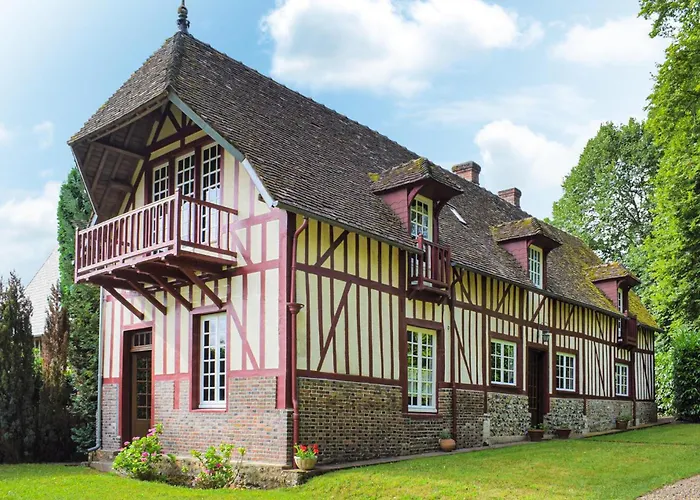 Holiday home Maison Du Beaumontel